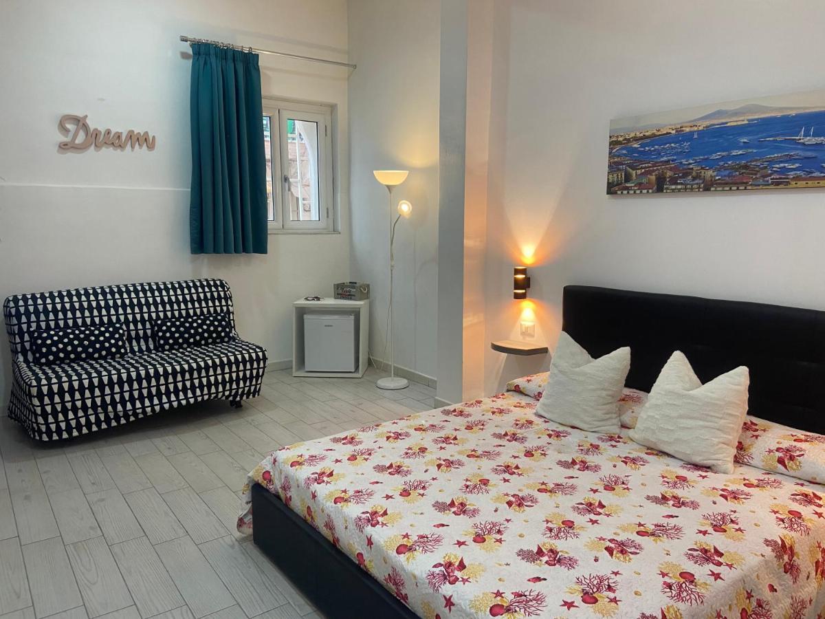 Dora'S House Ξενοδοχείο Νάπολη Εξωτερικό φωτογραφία